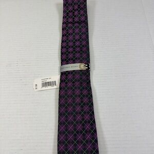 Geoffrey Beene Argyle Pattern Tie in Purple and Black Hand Made Silk New W/Tags